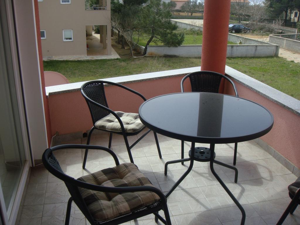 Apartments Vladimir Privlaka  Exterior foto